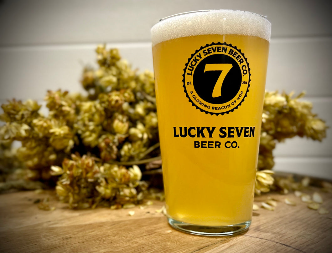 LUCKY 7 Pint Glass